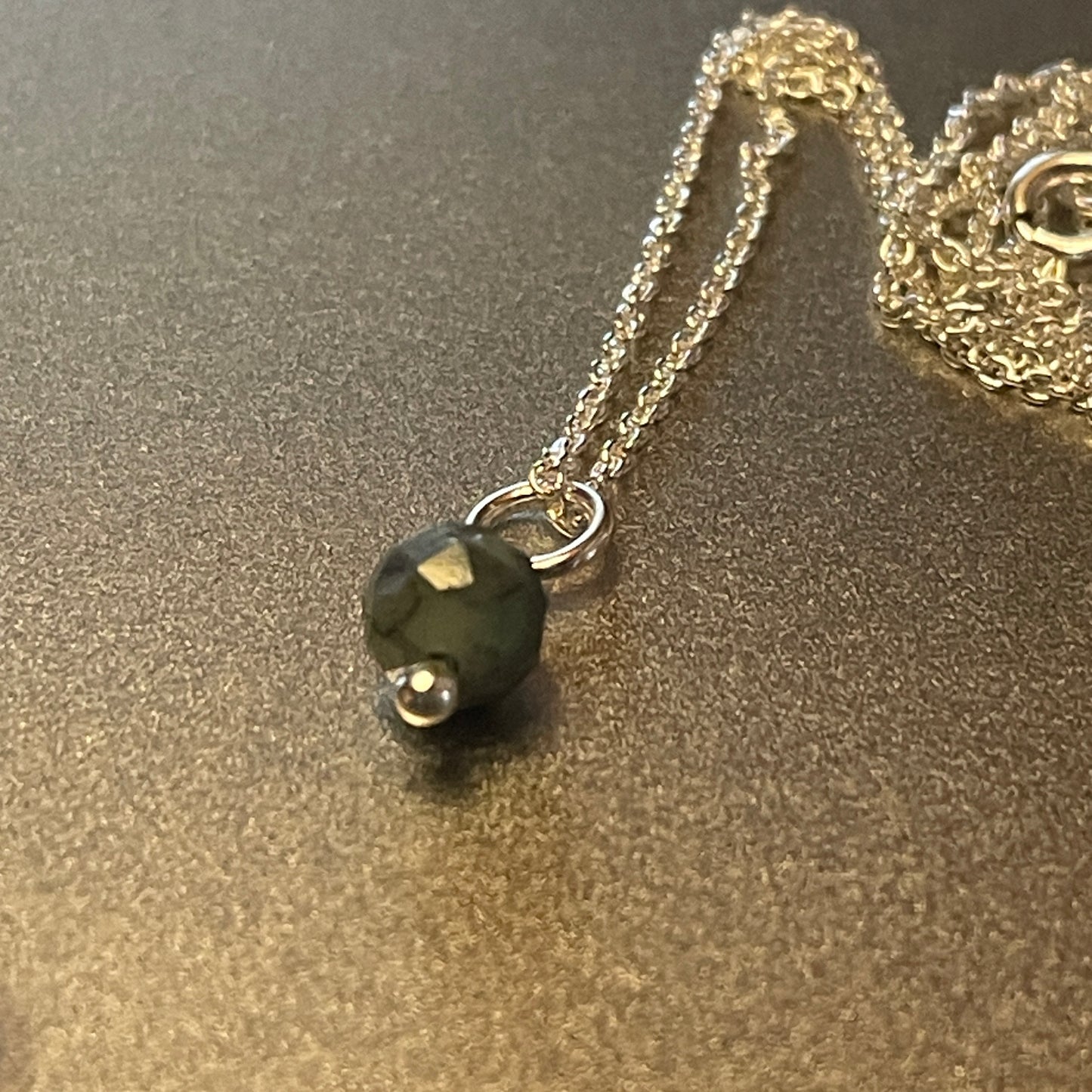 Reserviert!! Smaragd, facettiert, Kette 925