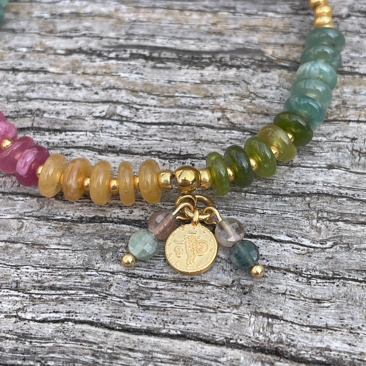 Armband Turmalin Mix Scheiben , gold