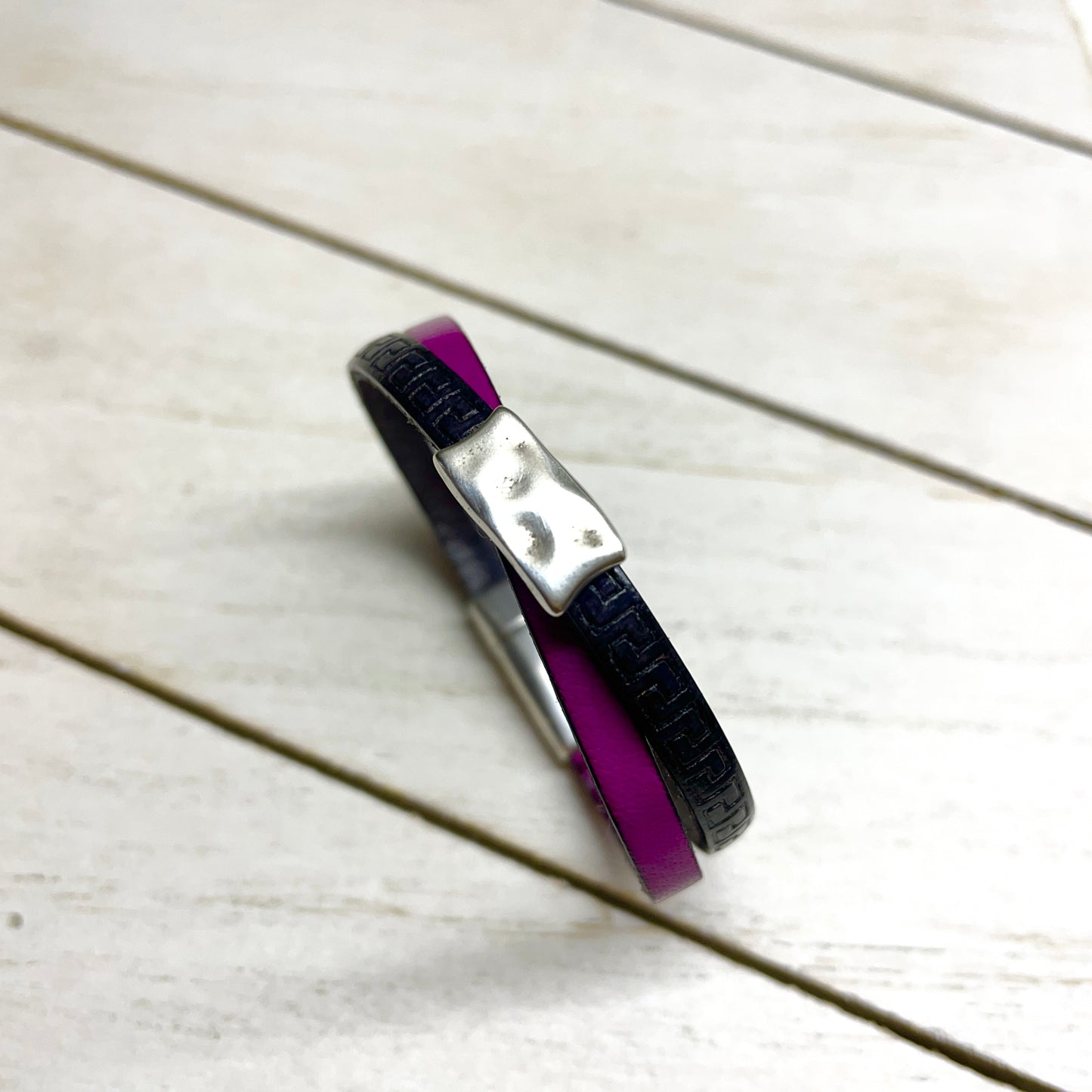 Lederarmband -Magenta antik-