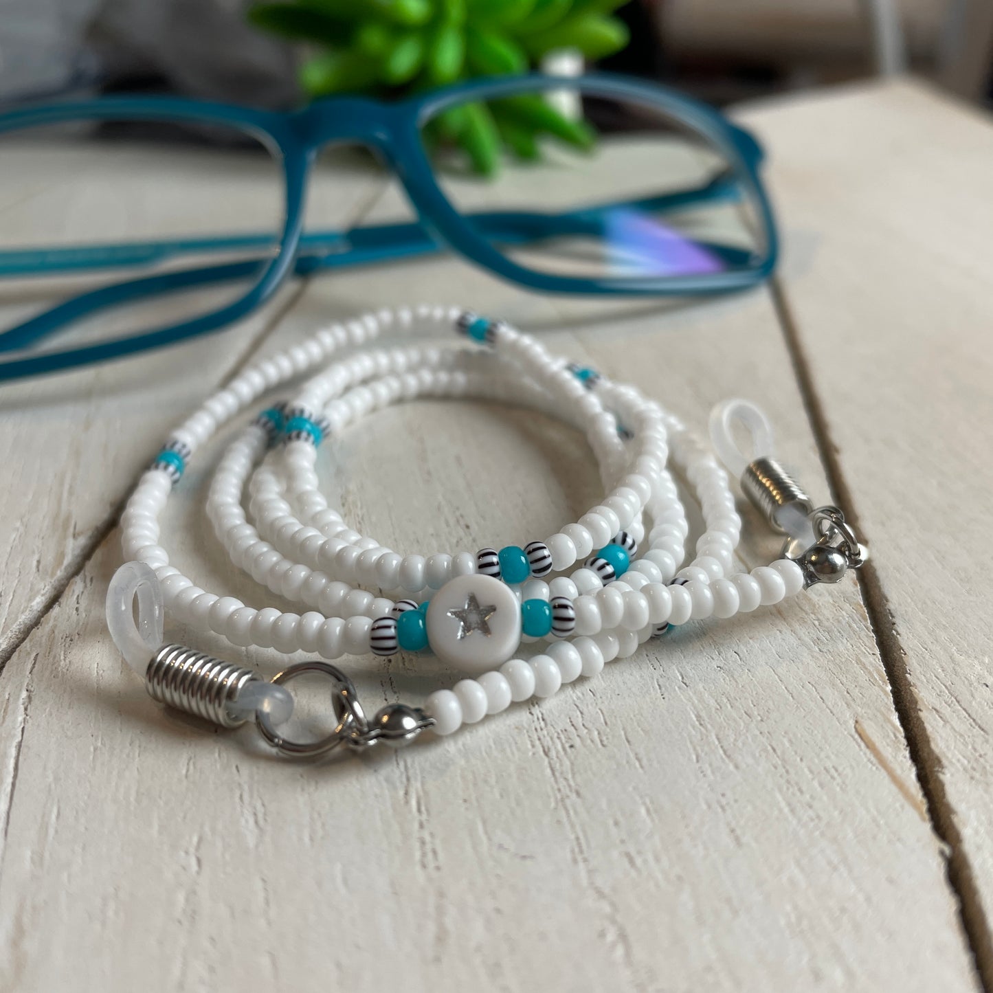 Brillenkette weiß/türkis