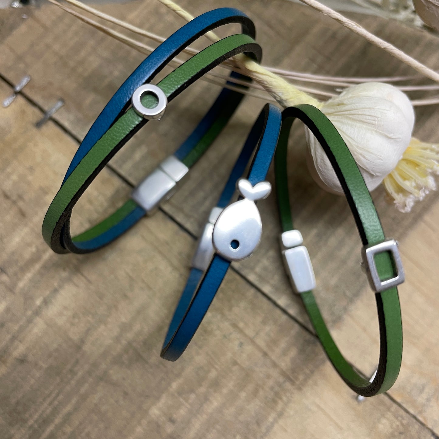 Lederarmband -grün-blau, 3mm