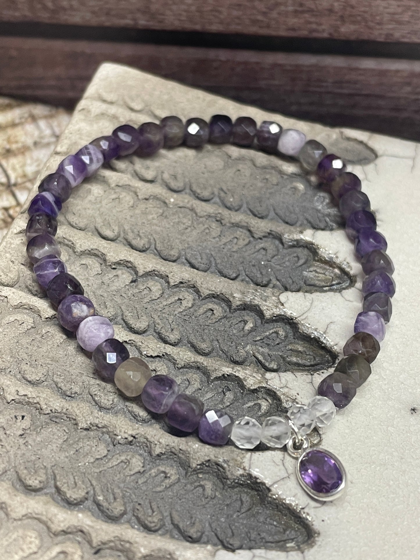 Reserviert- Armband Amethystwürfel