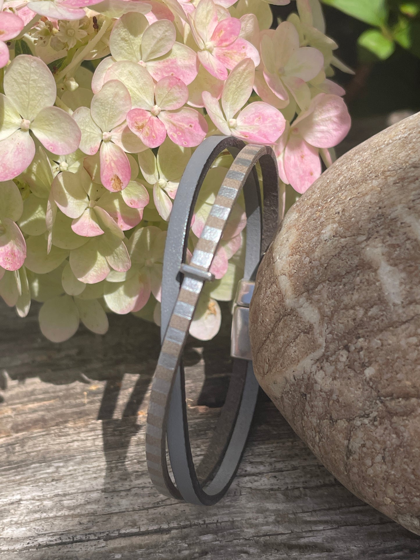 Lederarmband Streifling -silber-grau, 3mm