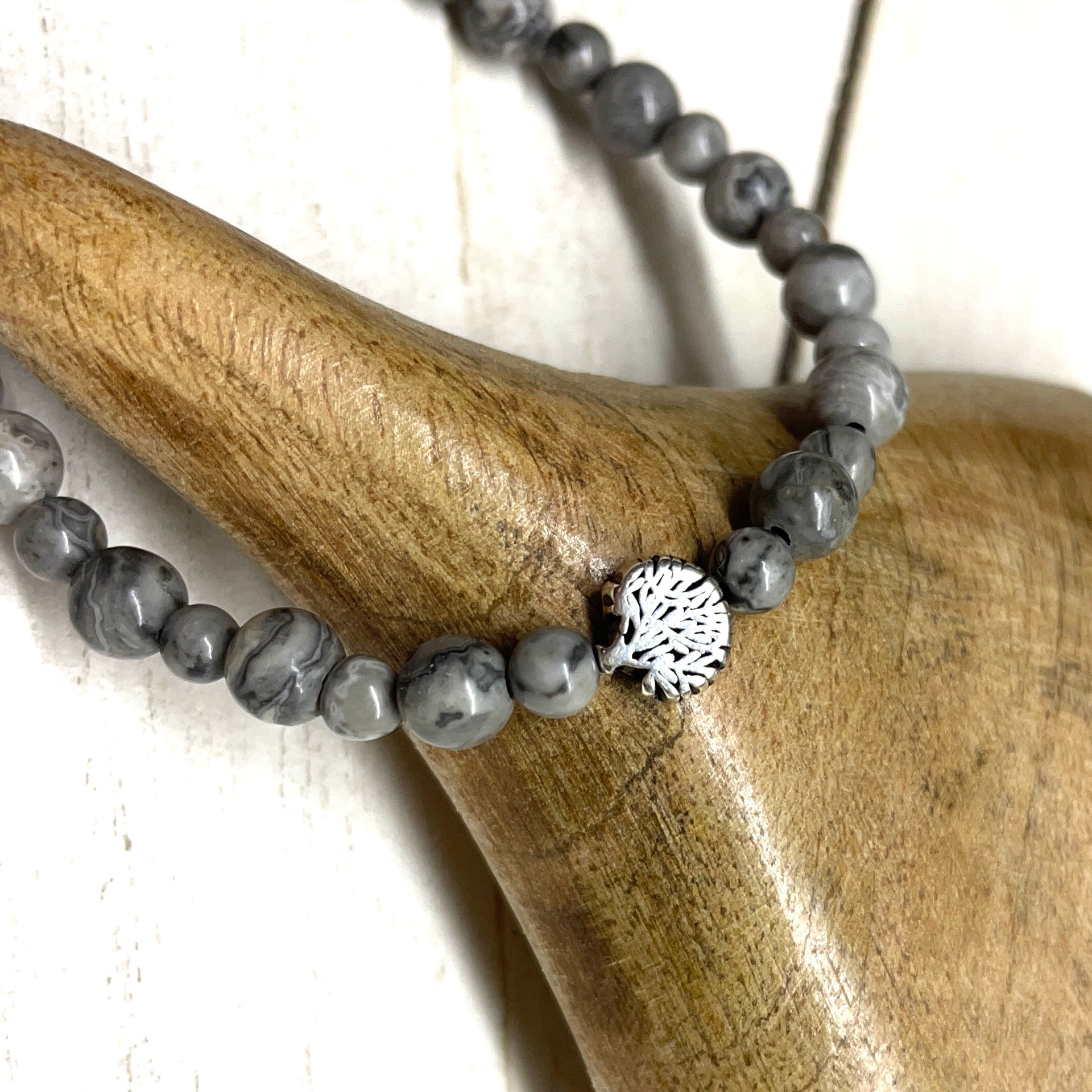 Armband Jaspis grau  Lebensbaum