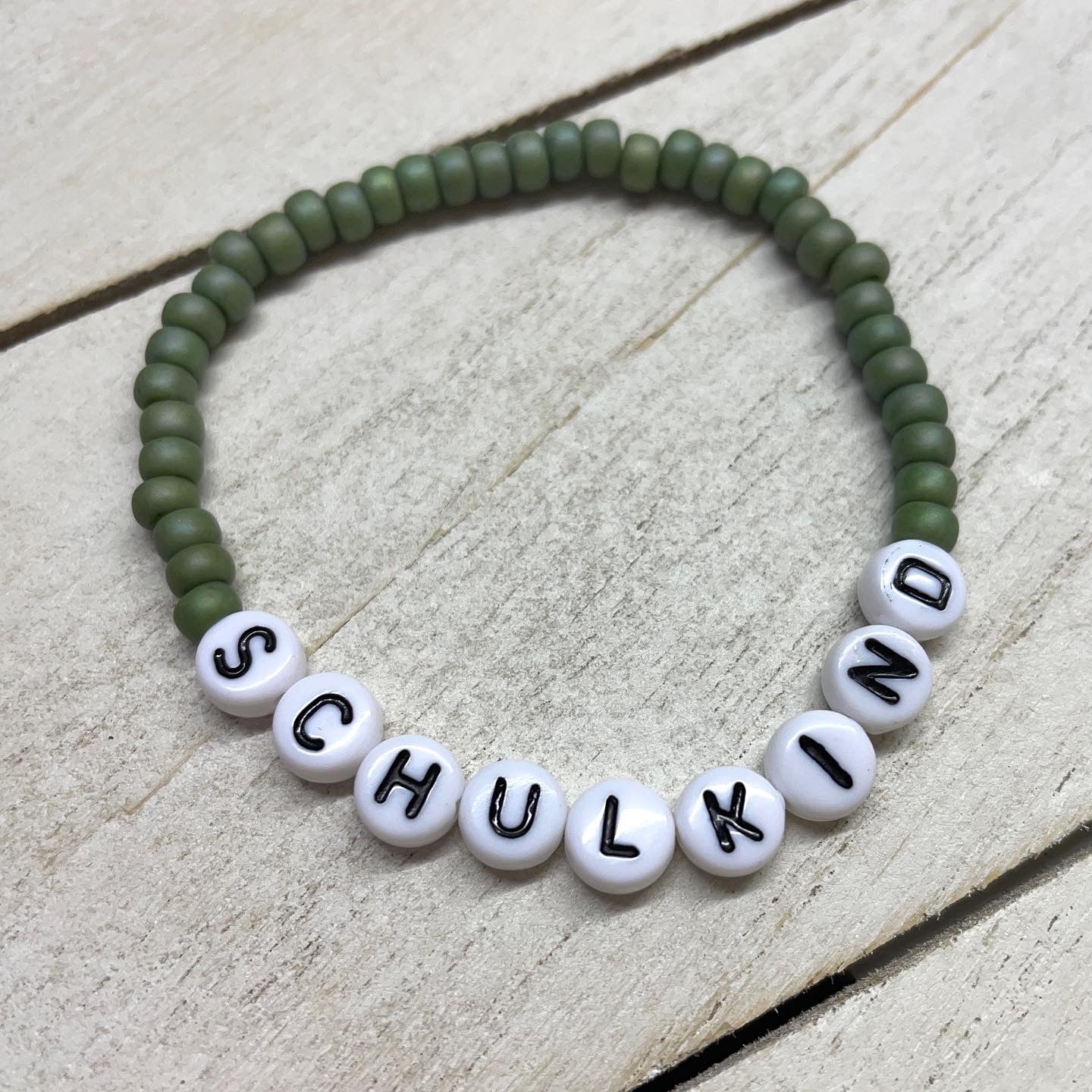 Armband Schulkind, Rocailles Perlen, Khaki